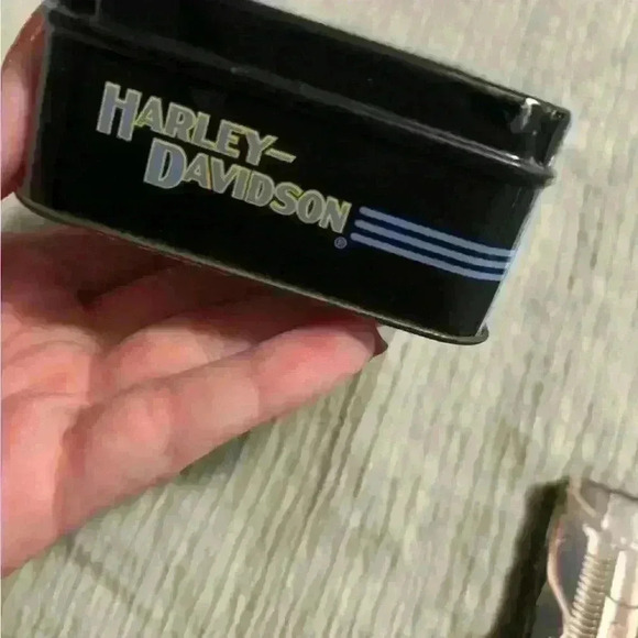 Vintage Harley Davidson card set with tin - Picture 6 of 7